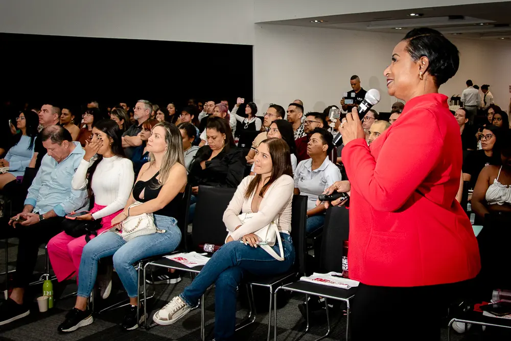 Interactive masterclass session with industry experts